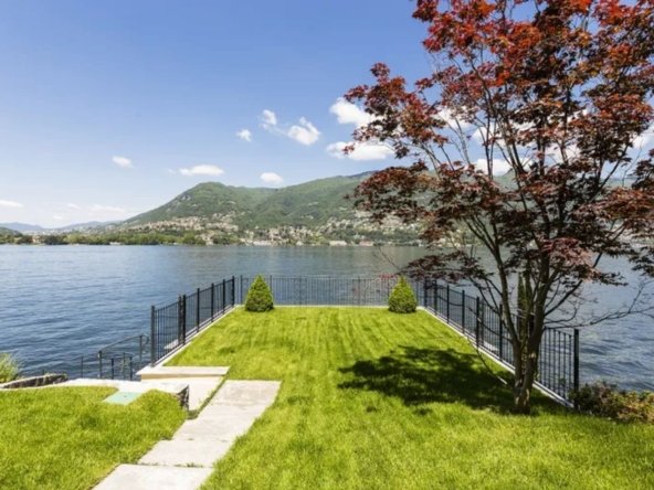 Villa in Como, Lombardy, Italy