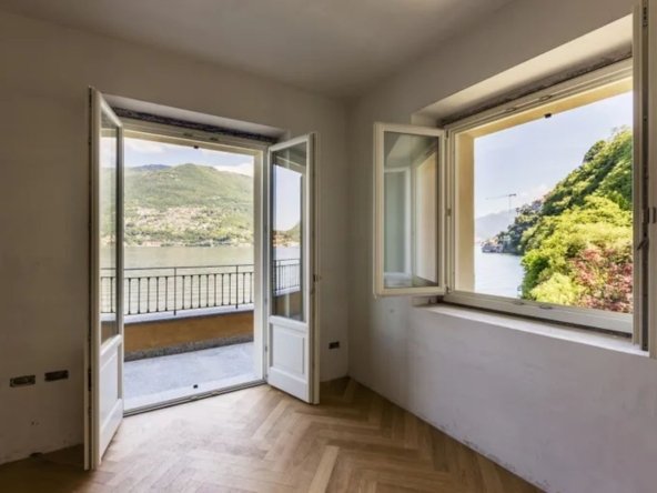 Villa in Como, Lombardy, Italy