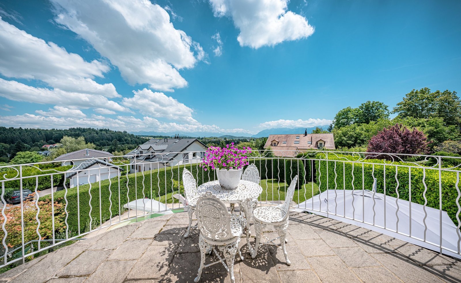 Villa in Épalinges, Vaud, Switzerland