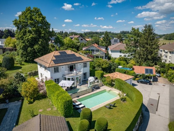 Villa in Épalinges, Vaud, Switzerland