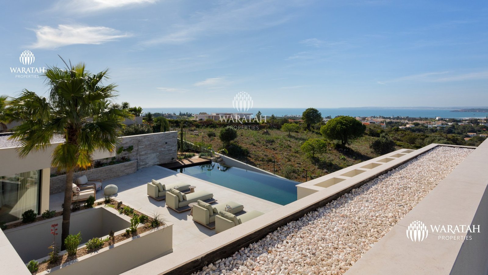 Villa in Ferragudo, Faro District, Portugal