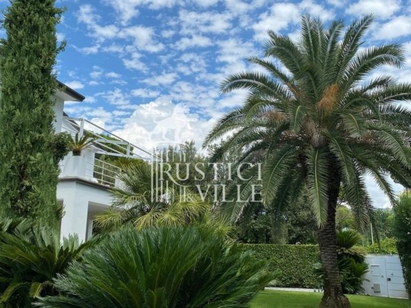 Villa in Forte dei Marmi, Tuscany, Italy