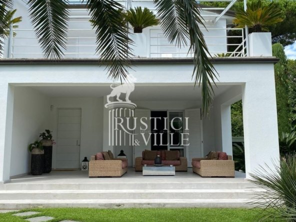 Villa in Forte dei Marmi, Tuscany, Italy