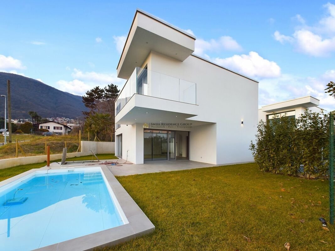 Villa in Gravesano, Ticino, Switzerland