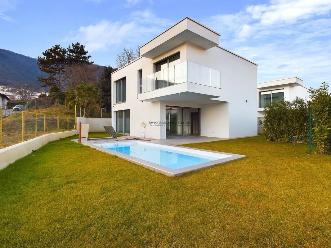 Villa in Gravesano, Ticino, Switzerland