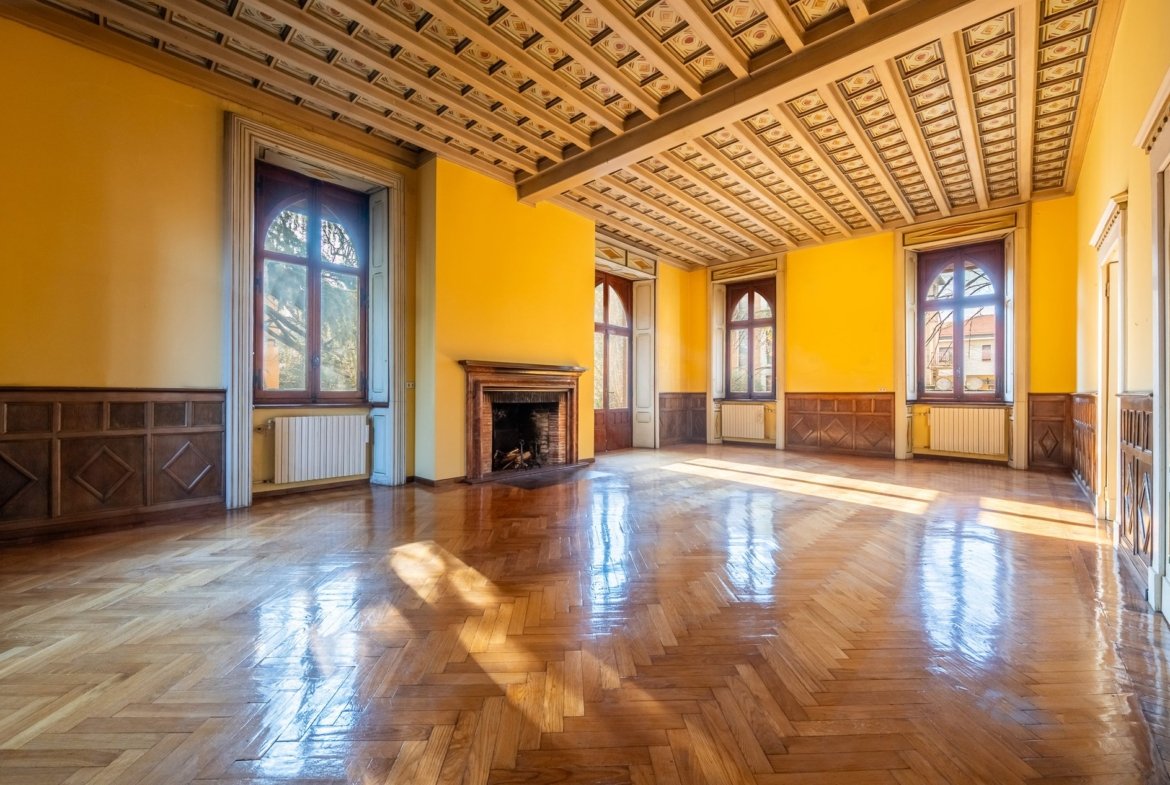 1170