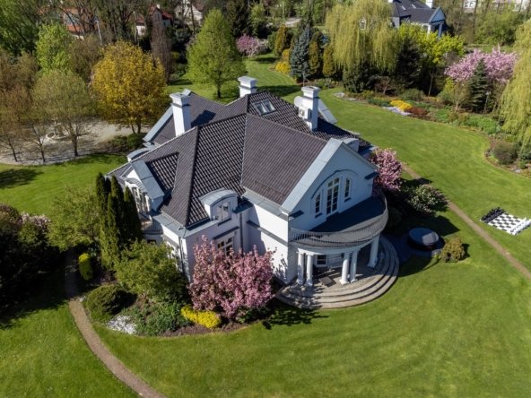 Villa in Milanówek, Masovian Voivodeship, Poland