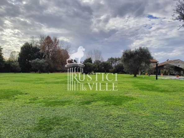 Villa in Pietrasanta, Tuscany, Italy