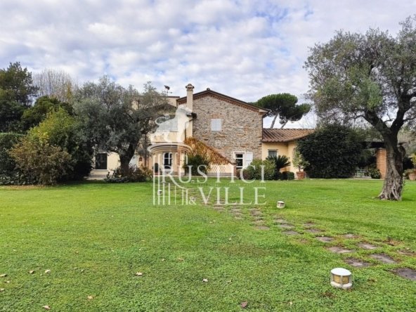 Villa in Pietrasanta, Tuscany, Italy