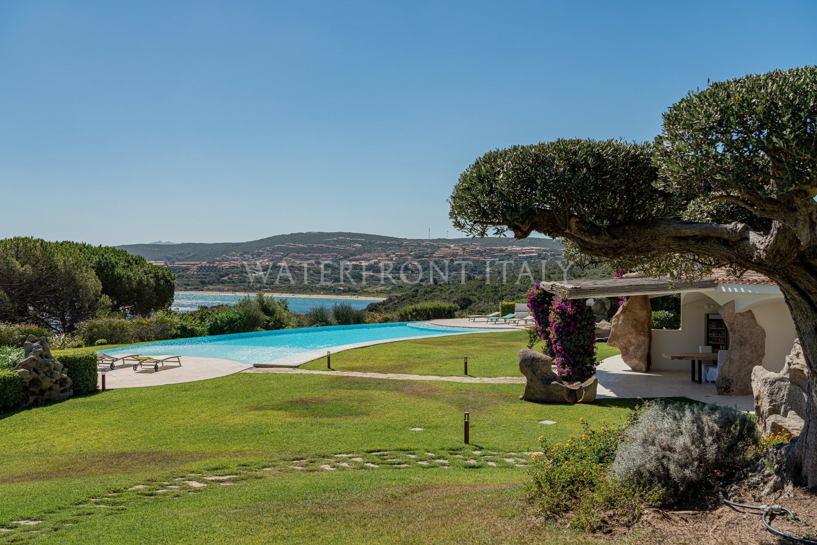 Villa in Porto Rafael, Palau, Italy