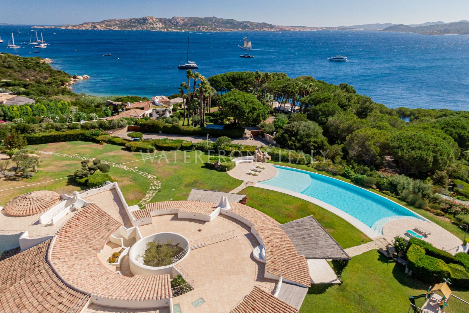 Villa in Porto Rafael, Palau, Italy