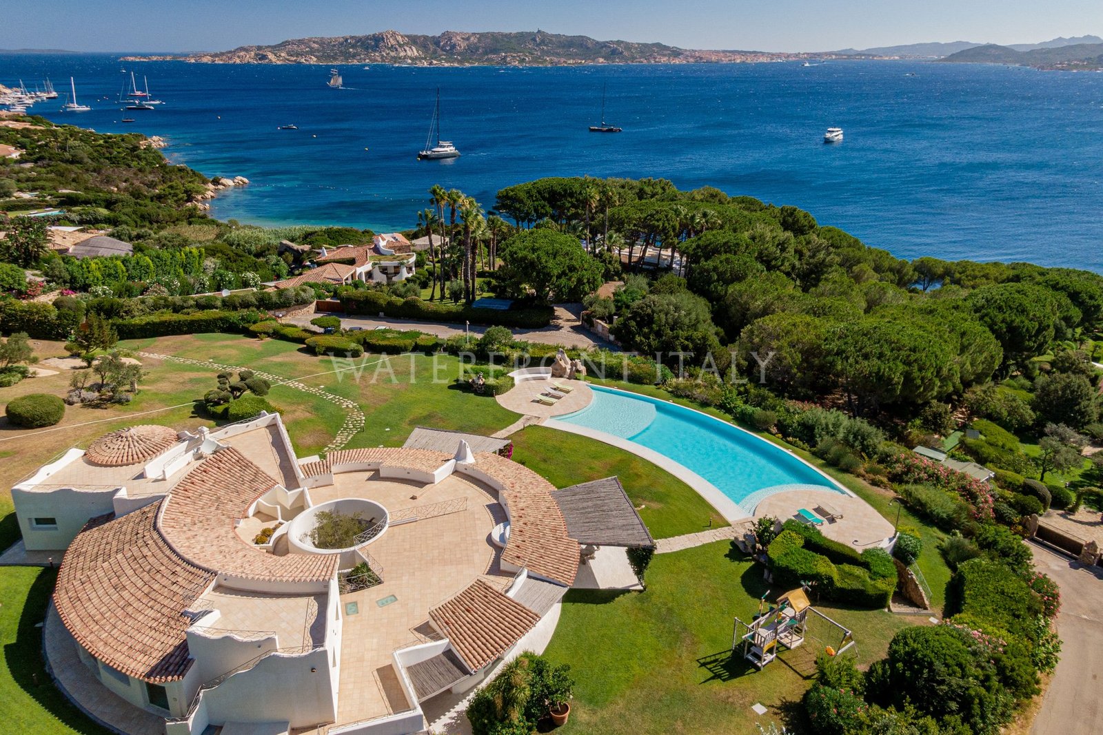 Villa in Porto Rafael, Palau, Italy