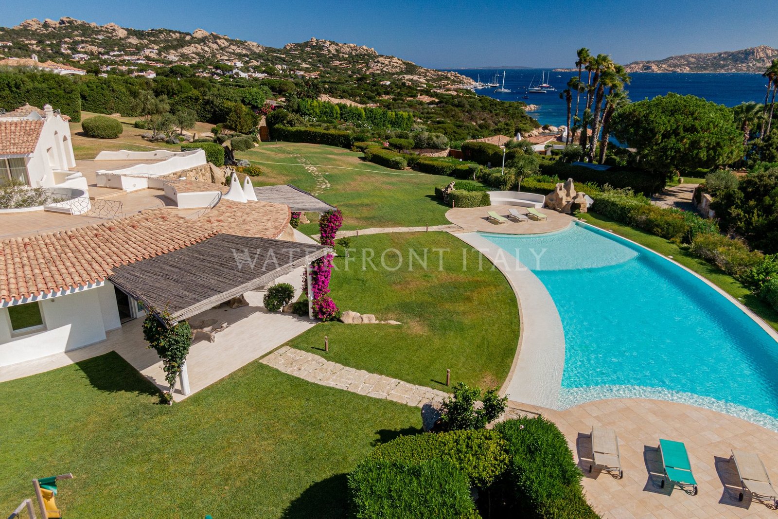 Villa in Porto Rafael, Palau, Italy