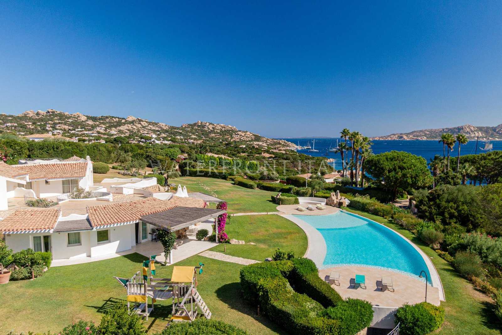 Villa in Porto Rafael, Palau, Italy