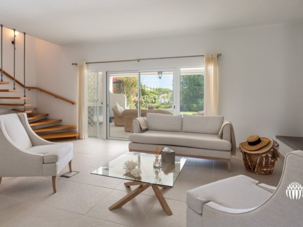 Villa in Quarteira, Faro District, Portugal