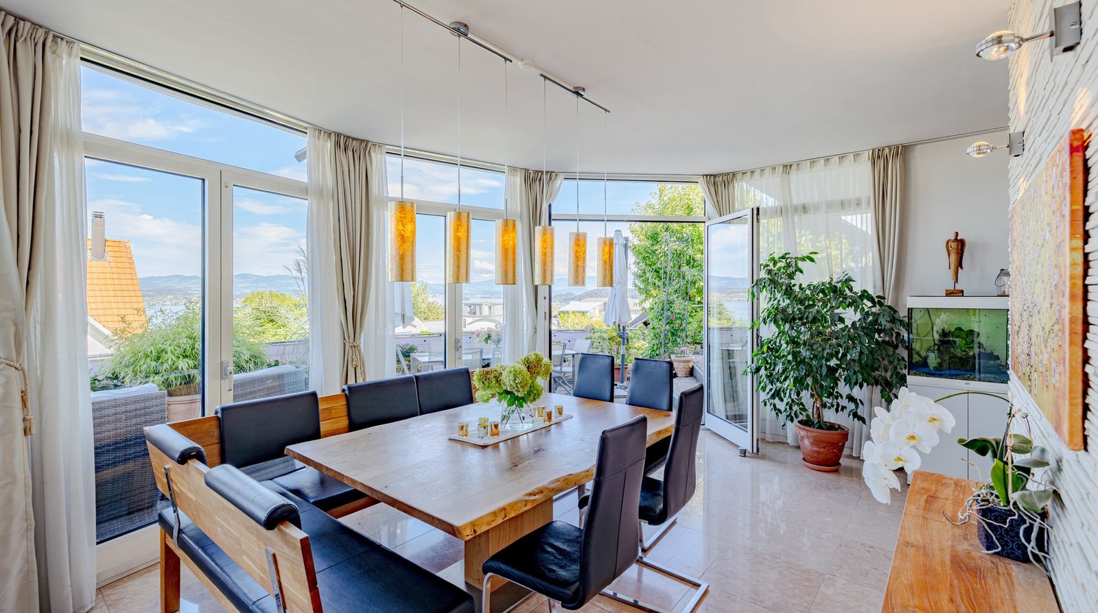 Villa in Richterswil, Zürich, Switzerland