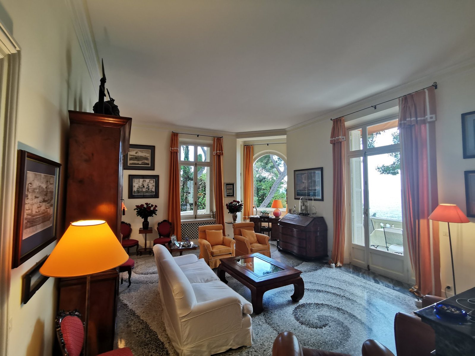 Villa in Roquebrune-sur-Argens, Provence-Alpes-Côte d'Azur, France