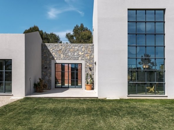 Villa in Santa Maria del Camí, Balearic Islands, Spain