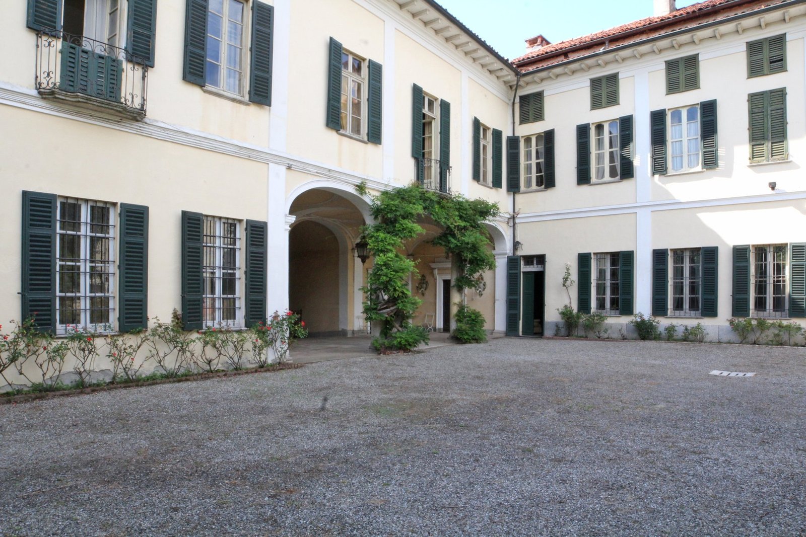 Villa in Sizzano, Piedmont, Italy