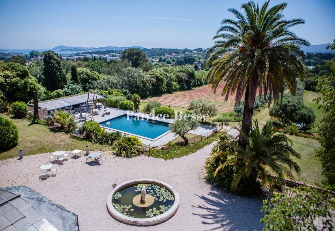 Villa in Toulon, Provence Alpes Côte D’azur, France