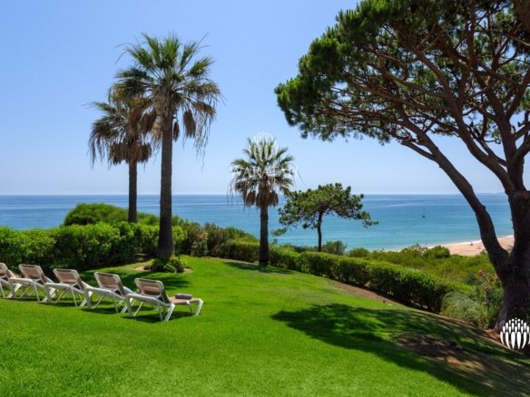 Villa in Vale de Lobo, Faro District, Portugal
